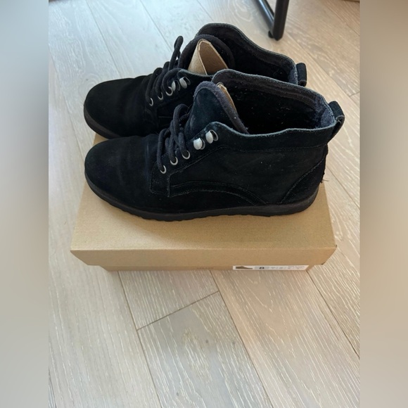 UGG Bethany - Classic Slim Water Resistant Chukka Boot - Picture 10 of 11